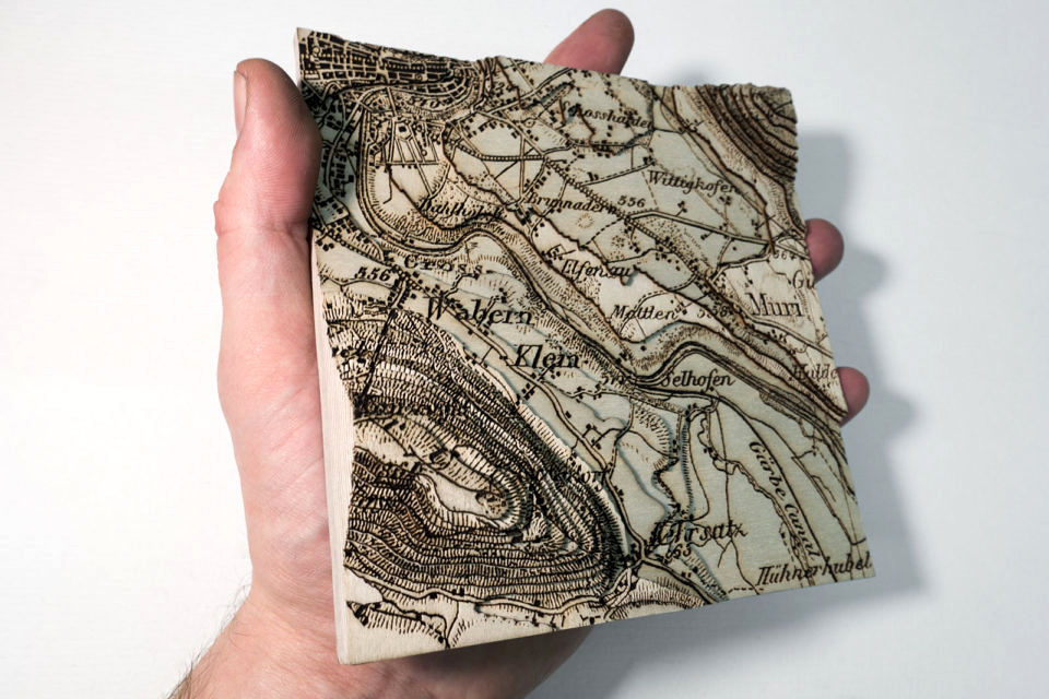Lasercut Dufour map - Size of the topographic map in hand