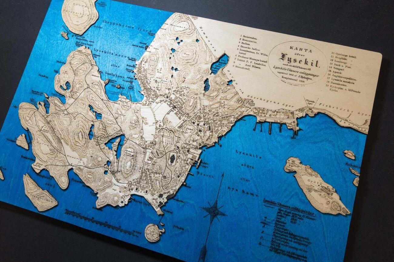 Historical map of Lysekil in Sweden in the year 1898, Laser engraving in wood